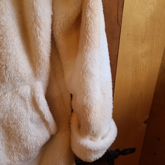 Alie express - Picture 3 of 5